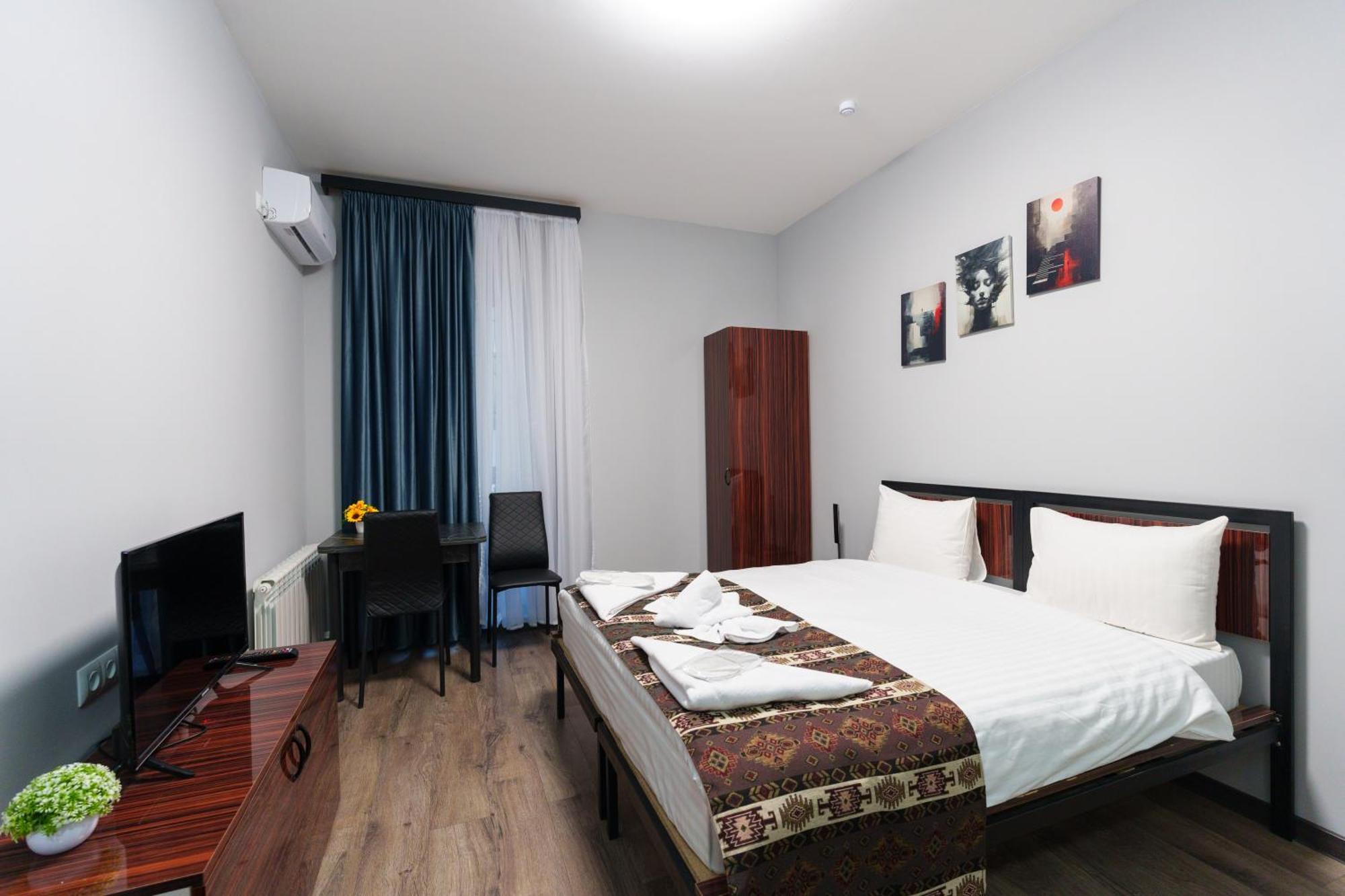 Gh Family Hotel Erywań Zewnętrze zdjęcie