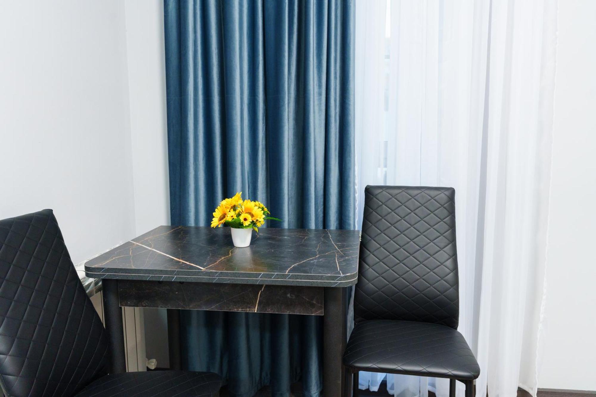 Gh Family Hotel Erywań Zewnętrze zdjęcie