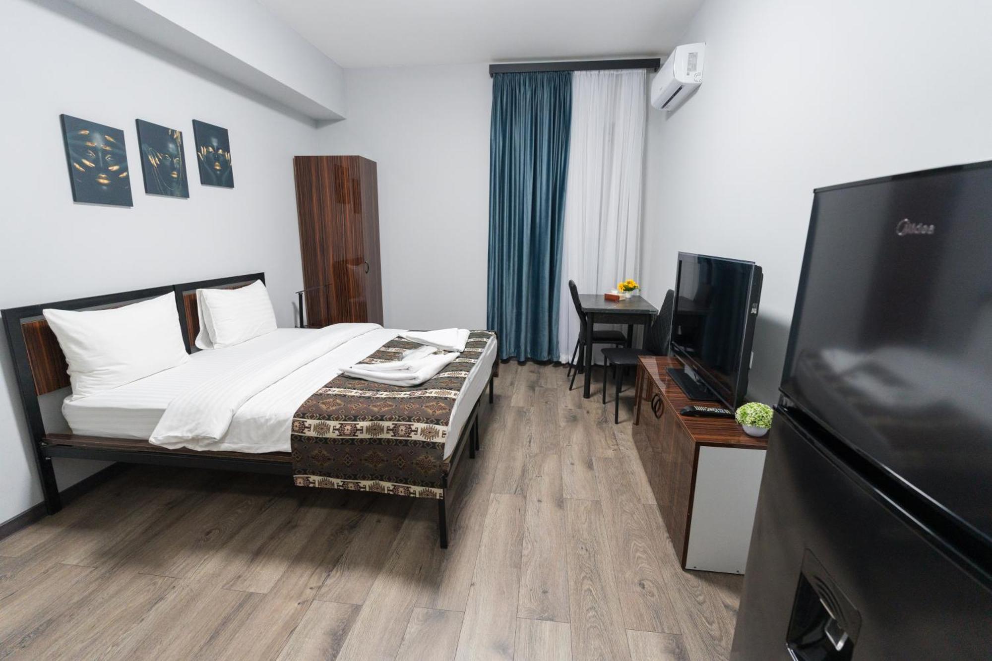 Gh Family Hotel Erywań Zewnętrze zdjęcie