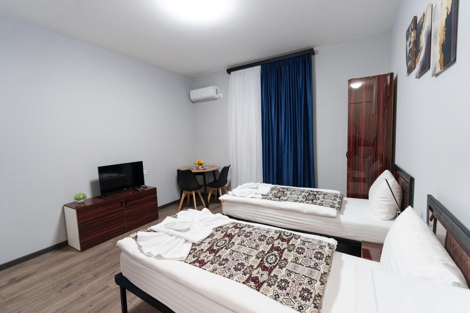 Gh Family Hotel Erywań Zewnętrze zdjęcie